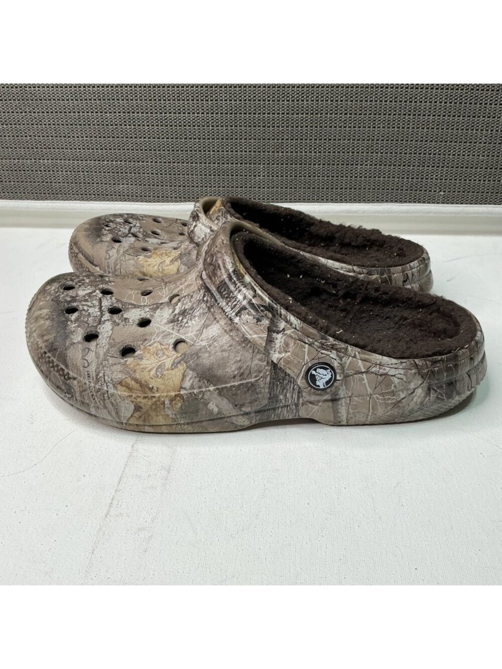 Camo Crocs Classic Lined Clogs M8/W10 Realtree Pattern With Fleece Lining